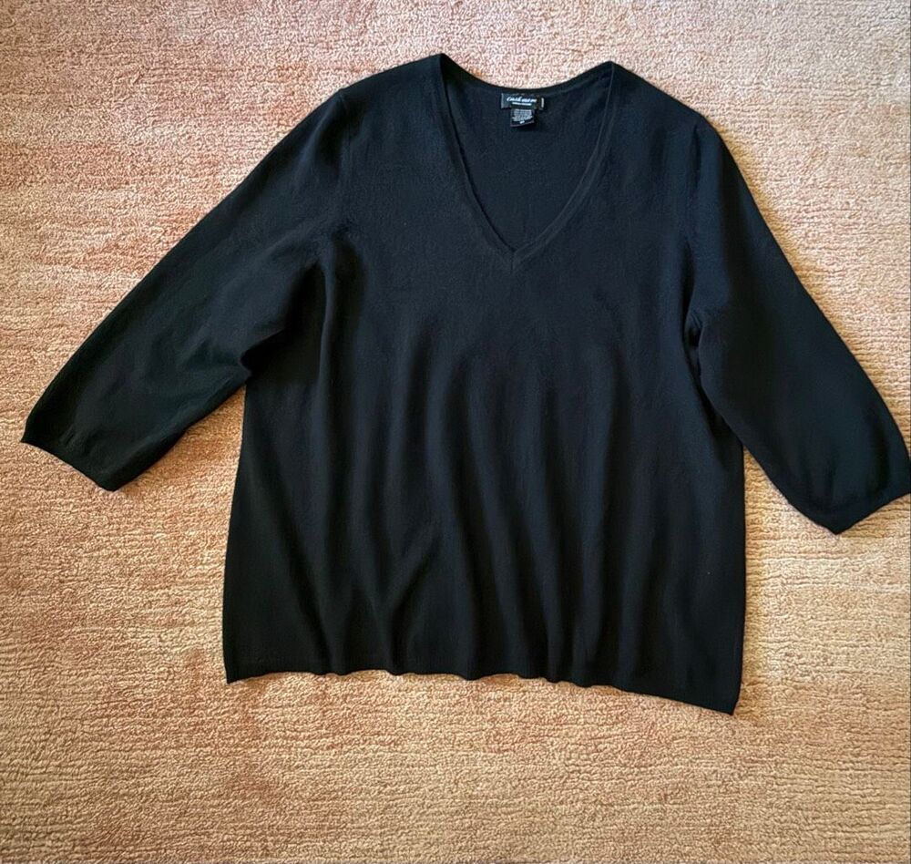 Lord & Taylor Women’s Black 100% Cashmere V Neck Sweater Size 3X